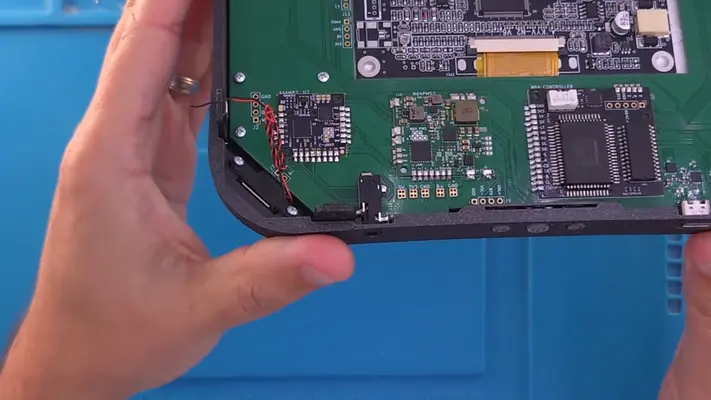 Mounting The Headphone Jack