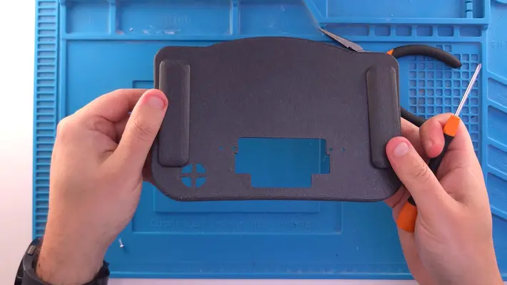 Mounting Internal Back Face Batteries - Part 2 