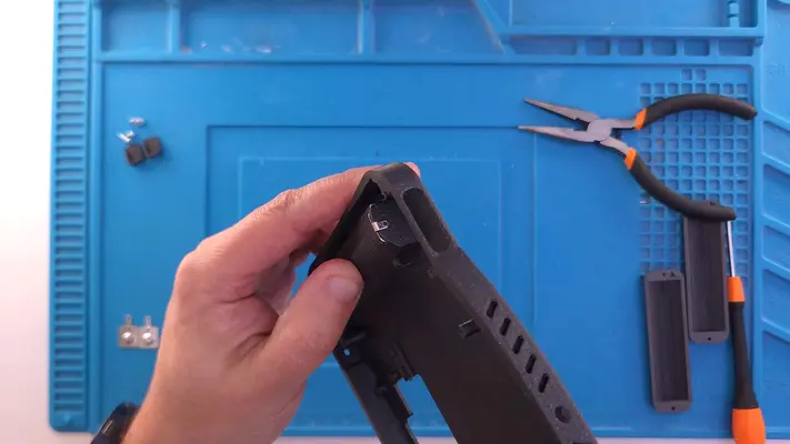 Mounting Internal Back Face Batteries - Part 1 